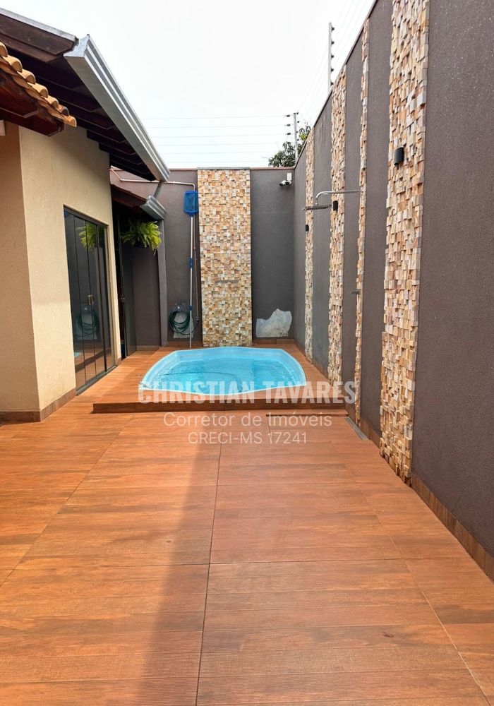 Vista da piscina em casa à venda no Jardim Novo Horizonte